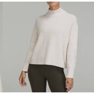 Lululemon Women’s Sweater Crop Top Merino Wool Blend Ribbed turtleneck Beige 8